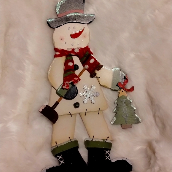 CHRISTMAS Wooden Snowman with True Knitted Scarf & Tin Shovel - Picture 7 of 7